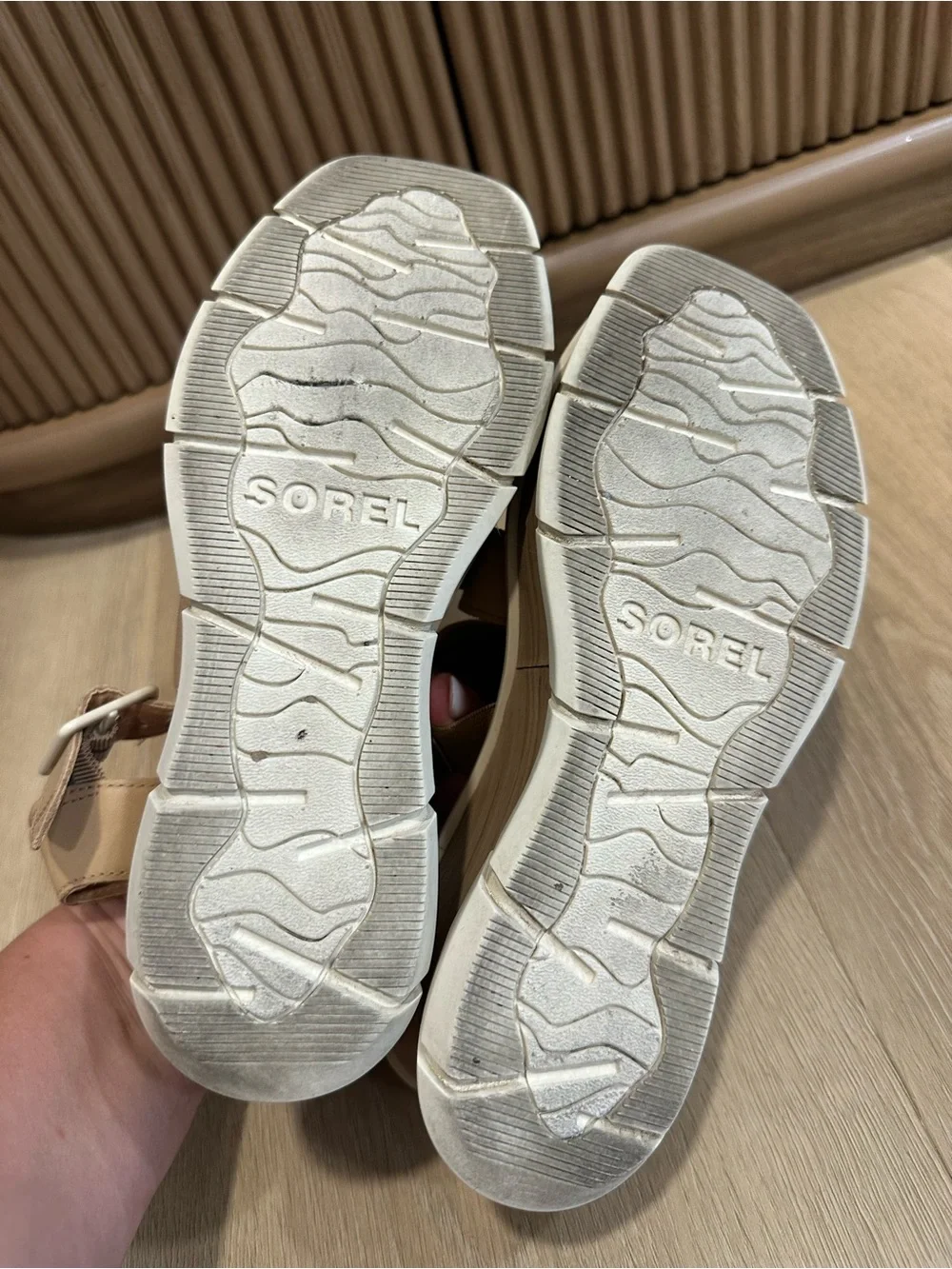 Sorel Joanie III Ankle Strap Wedge Sandals size 7.5